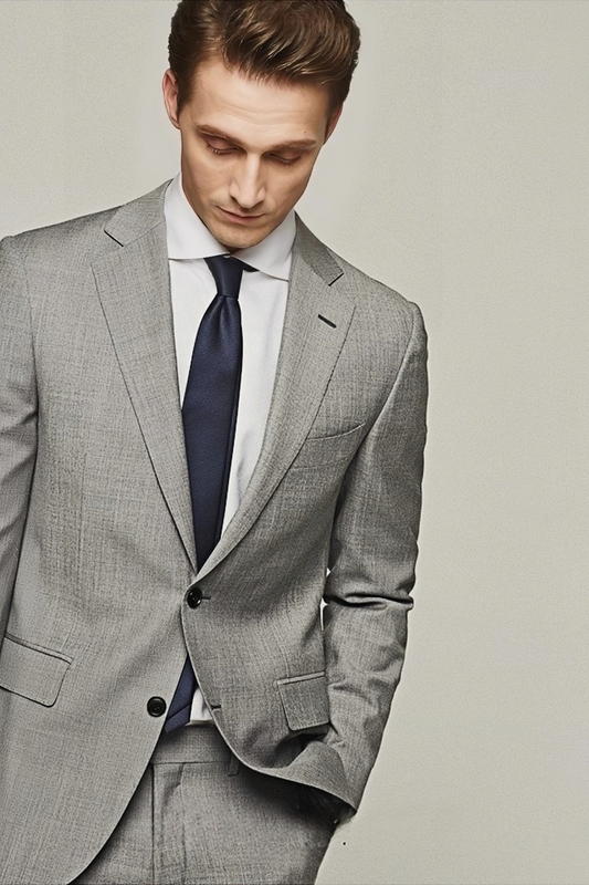 Alistair light-gray suit