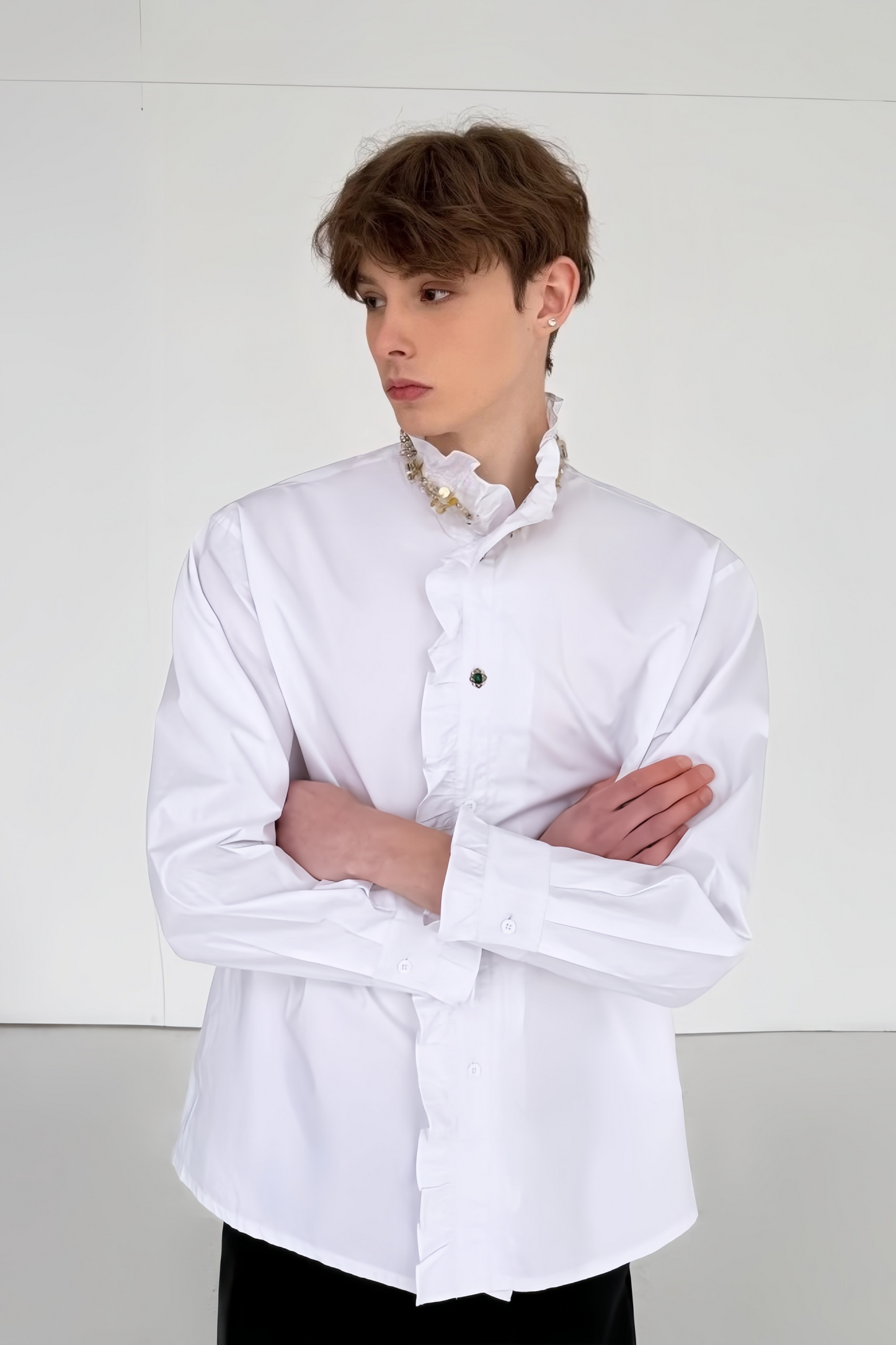 Yoris white floral-appliqué crystal-embellishment shirt