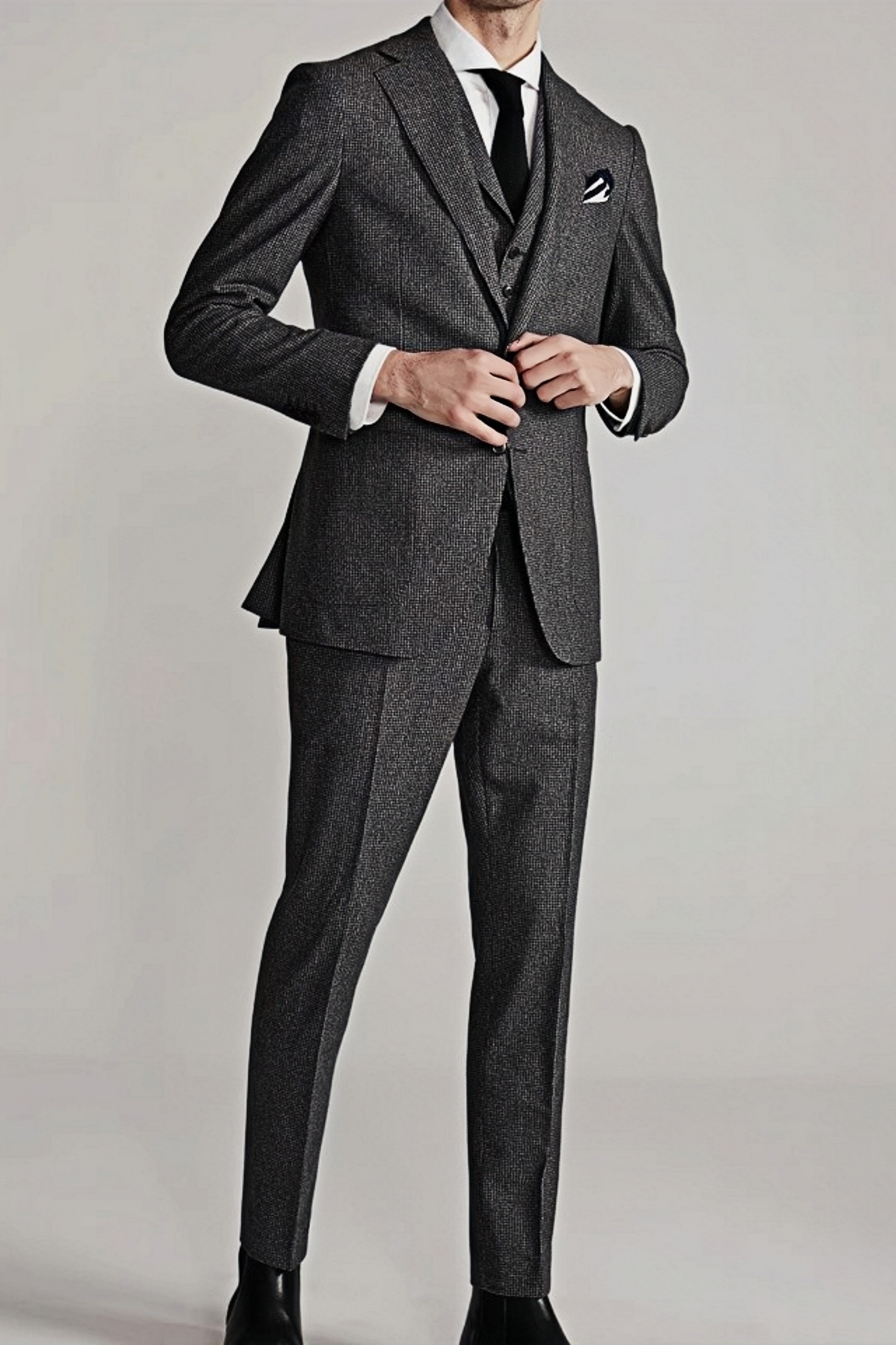 Arlo dark-gray houndstooth suit