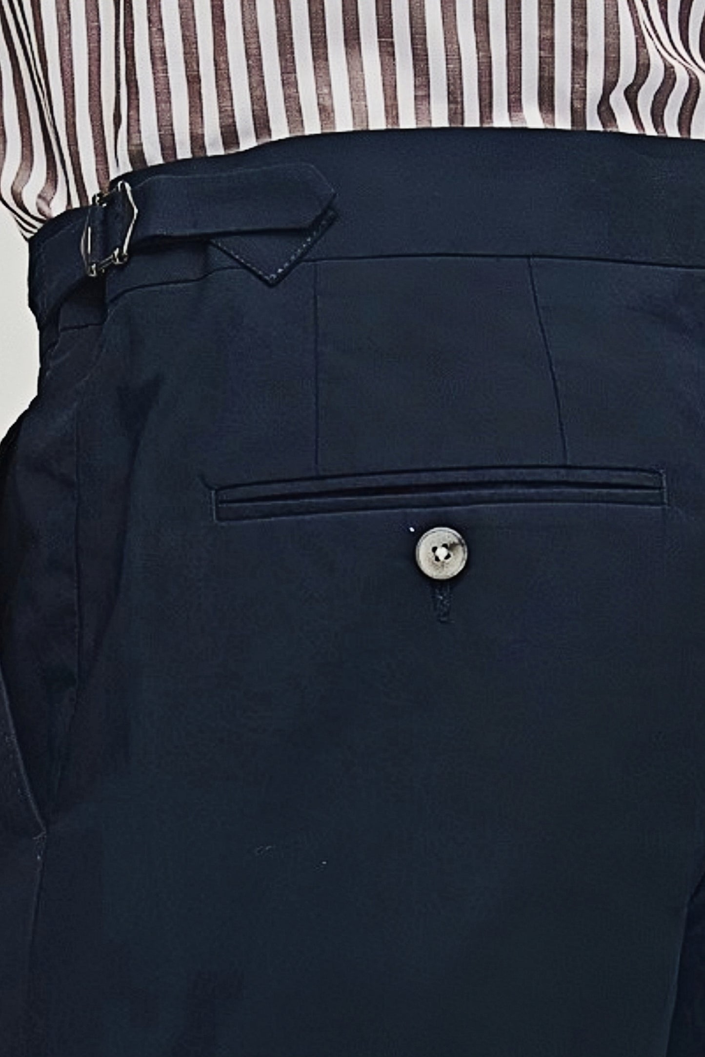Elon navy-blue straight-cut shorts